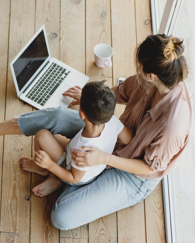 what to know about being a work from home mom