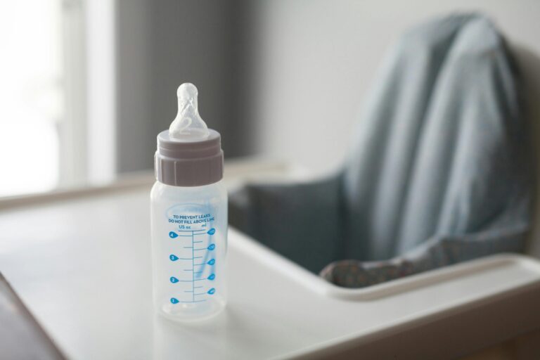 how I weaned my babies off the bottle and formula